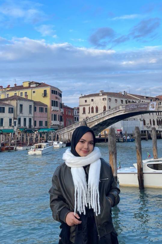 Farah Lidiyana